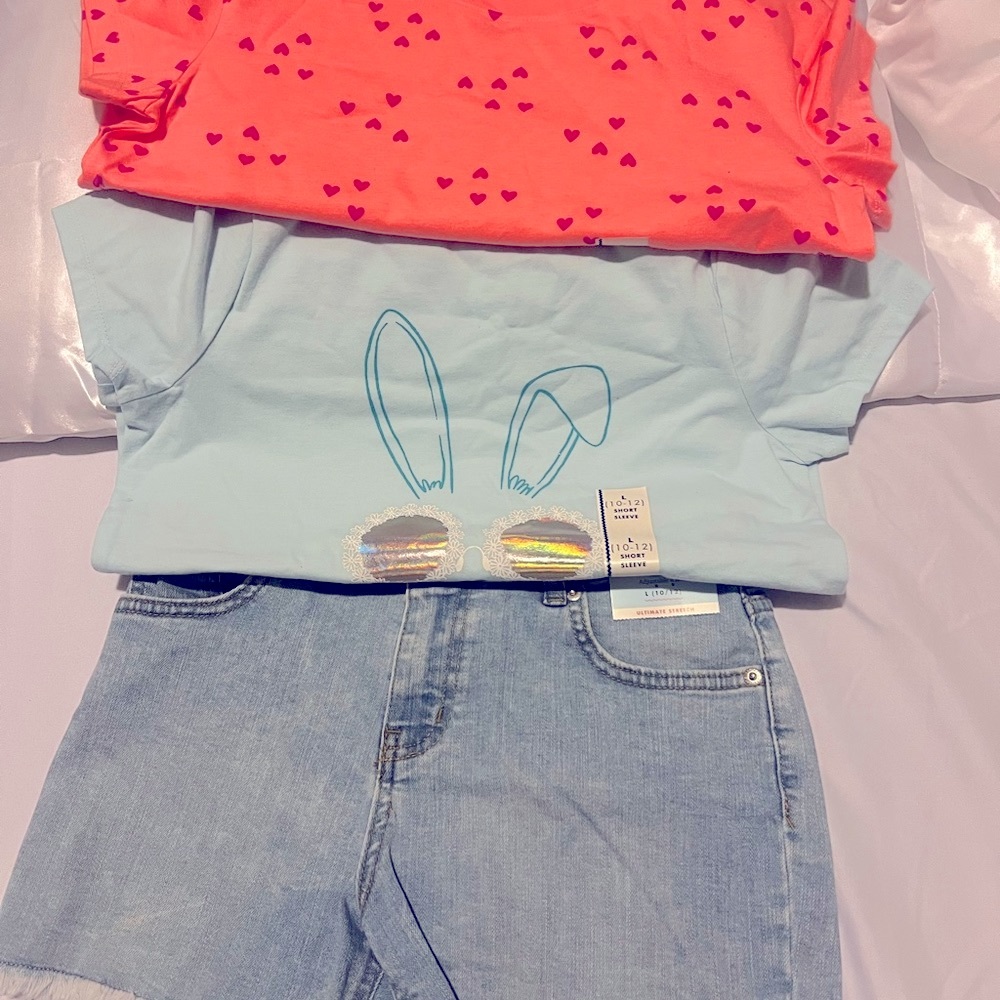 NEW- 3 items: 2 shirts and 1 pair of shorts for girls
